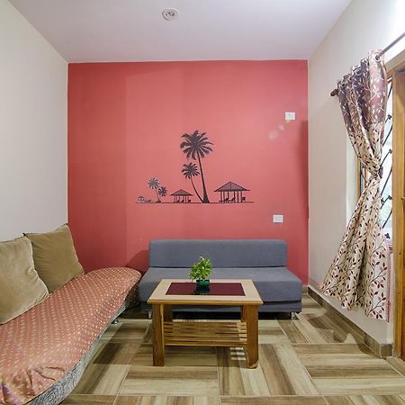 Отель Palm Shades Spring Бенаулим Экстерьер фото